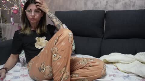 crissy_love online show from January 2025 09:57:02 PM