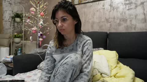 crissy_love online show from January 2025 05:01:02 AM