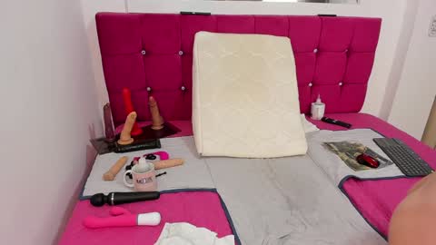 Cristal online show from December 2024 01:59:01 AM