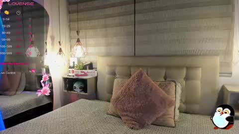Snapshot of cristal__hot_1 chatting on June 2026 04:43:02 AM Cristal online show from June 2026 04:43:02 AM