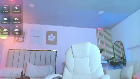 Cristal  online show from February 2025 06:53:02 AM