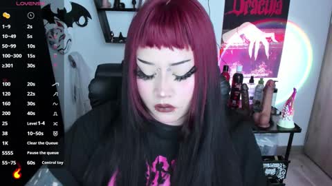 Cris online show from September 2025 06:19:02 PM