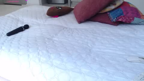 Snapshot of cristal_sexyboobs_ chatting on February 2026 04:28:02 PM Cristal online show from February 2026 04:28:02 PM