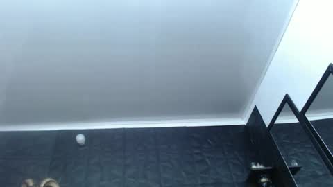 Hanna  online show from December 2024 02:09:01 PM