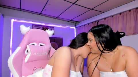 cristal_smith20 online show from March 2026 10:26:01 PM