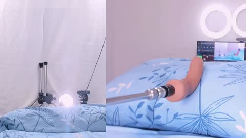 cristal_thompson_ online show from December 2024 11:14:02 PM