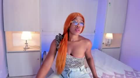 Snapshot of cristalbennet chatting on June 2026 06:53:02 PM cristalbennet online show from June 2026 06:53:02 PM