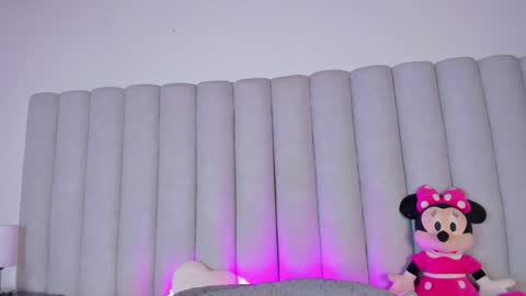 Nicole  Connection time 220pm-910pmCol online show from February 2025 11:24:01 PM