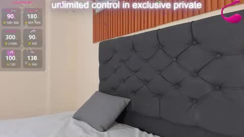 cristale69 online show from February 2026 06:20:01 PM