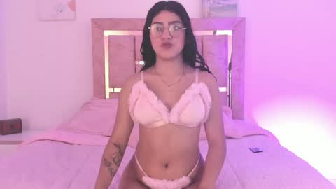 cristalfun_ online show from February 2026 11:57:02 PM