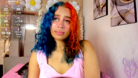   online show from October 2025 02:52:01 PM