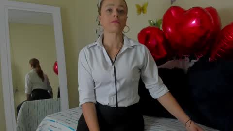 cristal walker online show from March 2025 11:11:01 AM