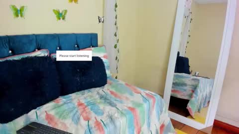 cristal walker online show from September 2025 11:48:01 AM