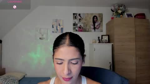 Snapshot of cristamunez chatting on June 2026 03:42:01 AM veronika online show from June 2026 03:42:01 AM