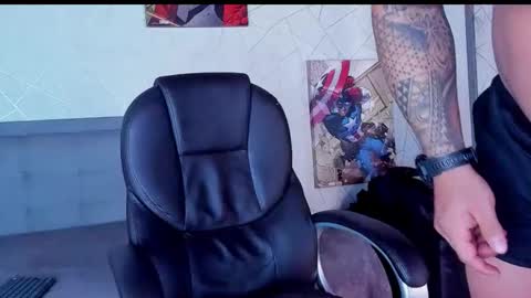 Snapshot of cristian_walker chatting on February 2026 10:13:02 PM cristian walker online show from February 2026 10:13:02 PM