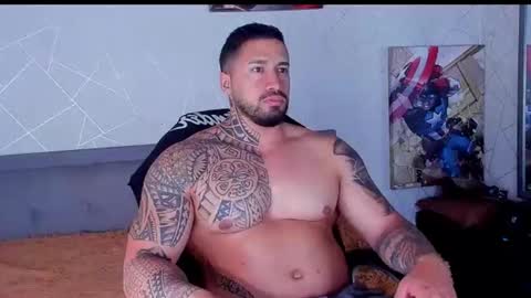 Snapshot of cristian_walker chatting on April 2026 12:04:01 PM cristian walker online show from April 2026 12:04:01 PM