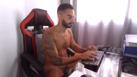 Snapshot of cristiandrs chatting on July 2026 03:59:01 PM cristiandrs online show from July 2026 03:59:01 PM