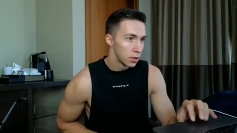 CristianoHailey online show from September 2025 09:53:02 AM