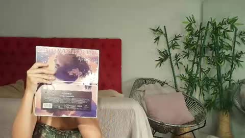 Cris  online show from July 2026 03:58:01 PM