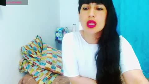 Cristina online show from October 2025 02:21:02 AM