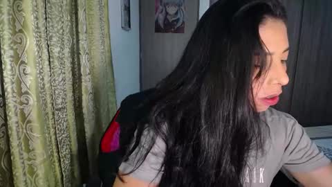 Cristina online show from September 2025 02:13:01 AM