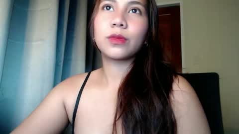 Snapshot of cristinavalerie chatting on October 2025 10:05:01 AM Cristina Valerie online show from October 2025 10:05:01 AM