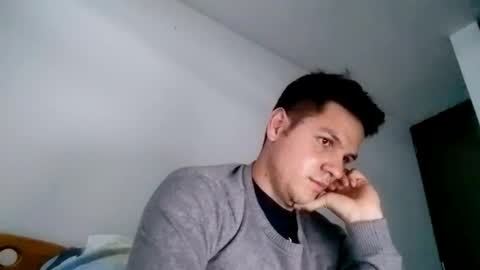 cristopher3042 online show from February 2025 11:04:02 PM