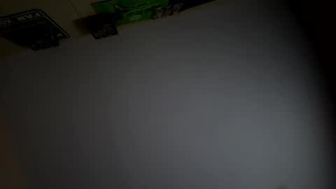 Critter2999LuvsFeet online show from December 2025 11:47:01 AM