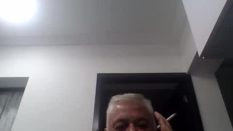 crmperez online show from April 2026 10:37:02 PM