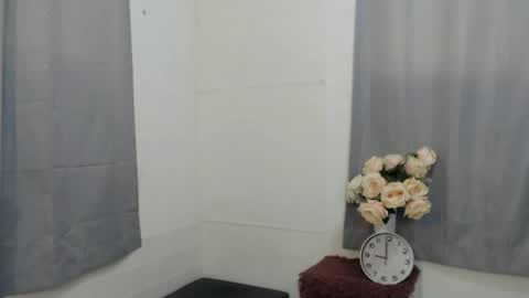 crocodale online show from September 2025 06:26:02 AM