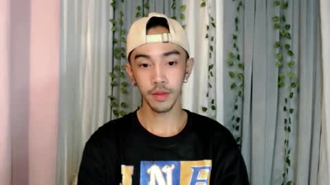 Snapshot of crocodale chatting on June 2026 02:45:02 AM crocodale online show from June 2026 02:45:02 AM