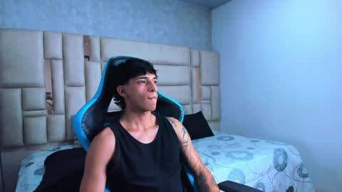 Croy online show from April 2026 10:26:02 PM