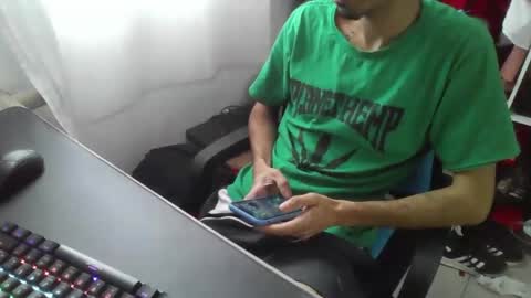 Carlo online show from September 2025 04:01:02 PM