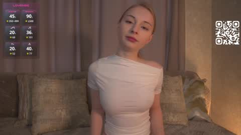 Snapshot of cruelcutie chatting on November 2025 09:43:02 AM Rina online show from November 2025 09:43:02 AM