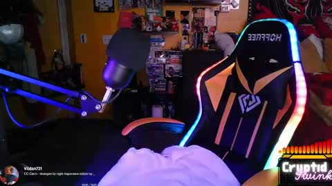 CryptidTwink online show from April 2026 06:19:01 AM