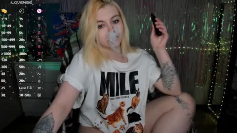 Lilith online show from February 2025 04:39:02 PM