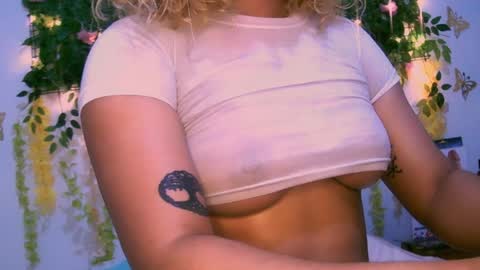 crysrus online show from December 2024 01:08:01 AM