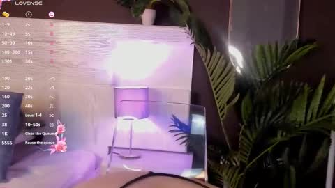 Snapshot of crysta12_ chatting on February 2026 11:42:02 AM CRISTAL online show from February 2026 11:42:02 AM