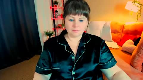 Anna online show from May 2026 07:52:01 PM