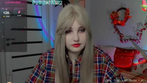 Snapshot of crystal__chris chatting on December 2024 05:33:01 PM Chris online show from December 2024 05:33:01 PM