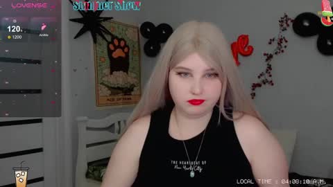 Snapshot of crystal__chris chatting on February 2025 02:04:01 AM Chris online show from February 2025 02:04:01 AM