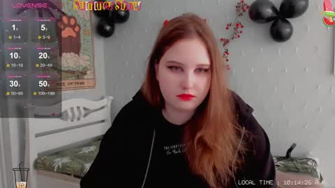 Snapshot of crystal__chris chatting on February 2025 08:11:02 AM Chris online show from February 2025 08:11:02 AM