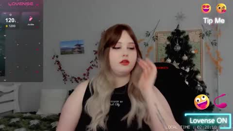 Snapshot of crystal__chris chatting on January 2026 12:21:01 PM Chris online show from January 2026 12:21:01 PM