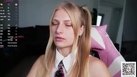 Crystal online show from April 2026 06:44:02 PM