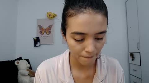 crystal_grilx online show from June 2026 07:02:02 PM
