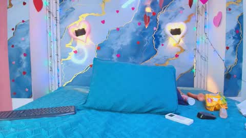 crystal online show from February 2026 07:21:01 PM