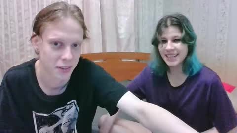 Snapshot of crystal_porn_love chatting on December 2024 09:39:01 PM Crystal and Marcl online show from December 2024 09:39:01 PM