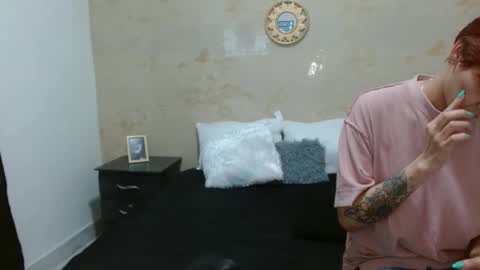 Snapshot of crystal_starx chatting on March 2025 02:52:01 AM Crystal Blaze online show from March 2025 02:52:01 AM