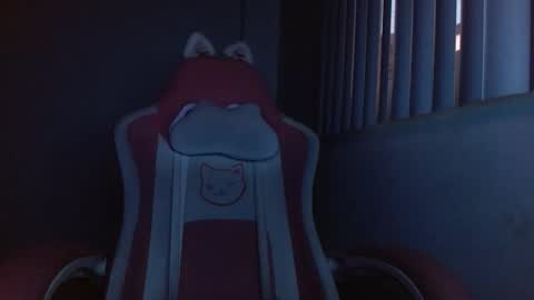 Snapshot of crystal_starx chatting on September 2025 10:37:01 AM Crystal Blaze online show from September 2025 10:37:01 AM