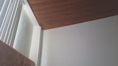 Snapshot of crystal_starx chatting on October 2025 12:15:02 PM Crystal Blaze online show from October 2025 12:15:02 PM